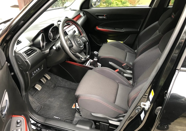 Suzuki Swift cena 81000 przebieg: 6500, rok produkcji 2022 z Wolin małe 596